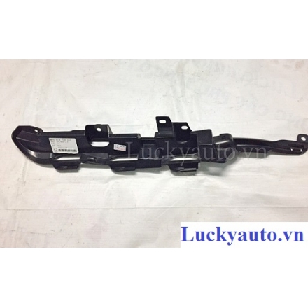 Nhựa cài cản sau trái xe BMW 318i đời 2001_ 51127030613